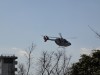 この写真は近くにある南消防署に飛来した宮崎県(宮崎大学)のドクターヘリです。年に数回は訓練で飛来するようですが、この日は大学へ帰っていきました。右の写真は天正10年(1582)5月15～17